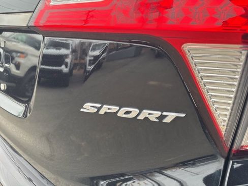 Used 2021 Honda HR-V Sport image 31