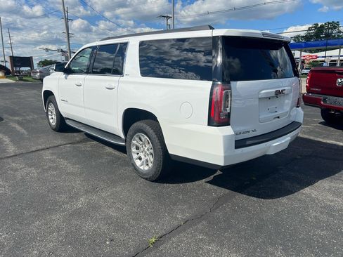 Used 2019 GMC Yukon XL SLT w/ Open Road Package RWD image 7