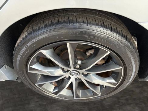 Used 2017 Toyota Camry XSE w/ Moonroof Package FWD image 41