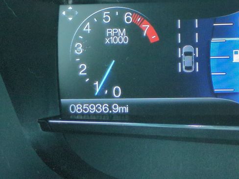 Used 2017 Ford Explorer Limited w/ Equipment Group 301A FWD image 28