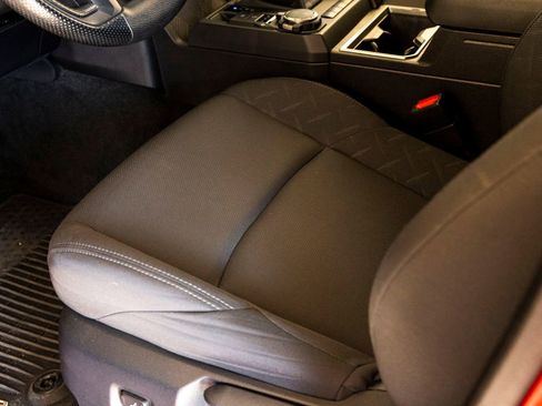 Used 2024 Toyota Tacoma 4x4 Double Cab image 18