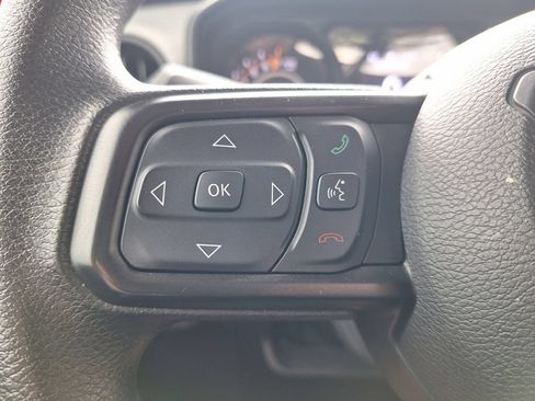 Used 2024 Jeep Gladiator Sport AWD/4WD image 14