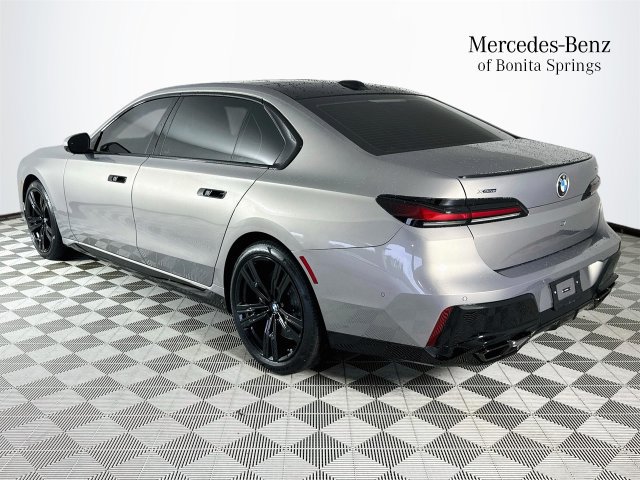 Used 2024 BMW 760i xDrive w/ Executive Package AWD/4WD image 5