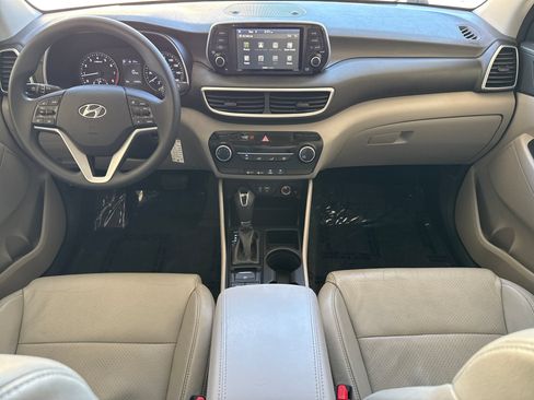 Used 2020 Hyundai Tucson SE w/ Cargo Package FWD image 14
