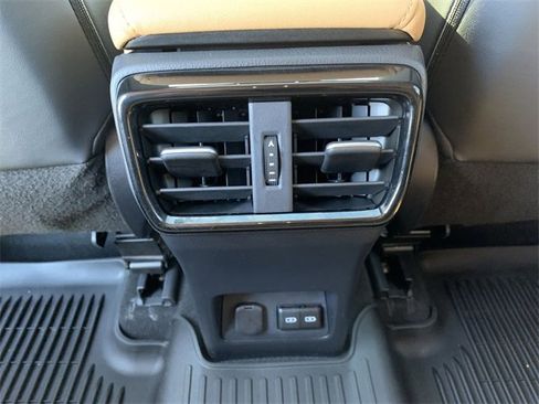 Used 2025 Lexus NX 250 FWD w/ Premium Package image 33