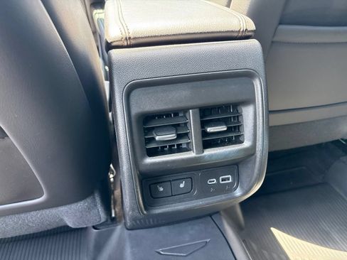 Used 2019 Cadillac XT4 Sport FWD image 19