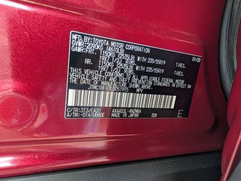 Used 2020 Toyota RAV4 XLE Premium image 38