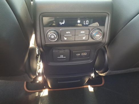 Certified 2023 GMC Acadia AT4 w/ Technology Package AWD/4WD image 15