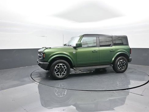 Certified 2025 Ford Bronco Outer Banks image 4