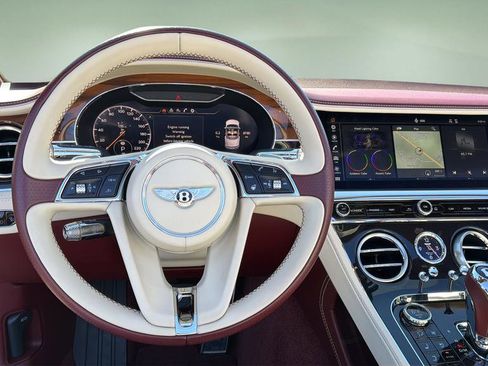 Used 2020 Bentley Continental GT image 39