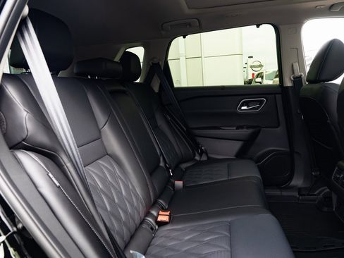 New 2026 Nissan Rogue Platinum w/ Platinum Premium Package image 24