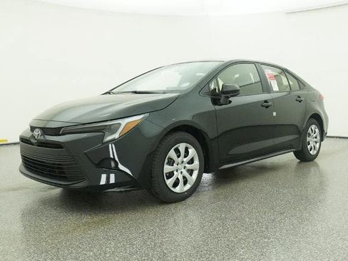 New 2026 Toyota Corolla LE image 17