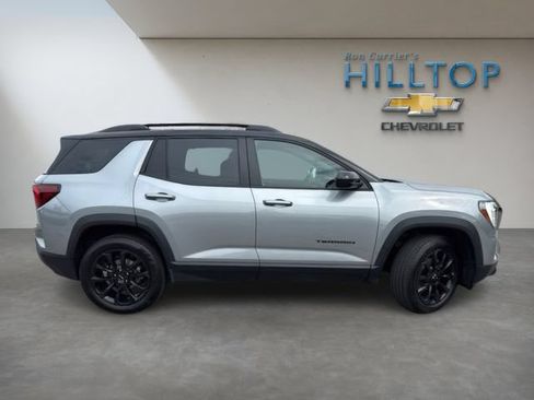 Used 2025 GMC Terrain Elevation w/ Elevation Premium Package AWD/4WD image 4