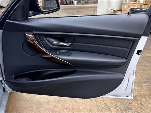 Used 2015 BMW 328i Sedan RWD image 26