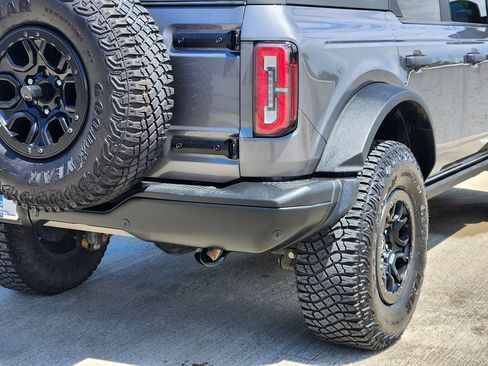 Used 2023 Ford Bronco Badlands AWD/4WD image 14