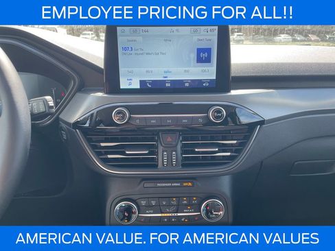 New 2026 Ford Escape Active w/ Cold Weather Package FWD image 9