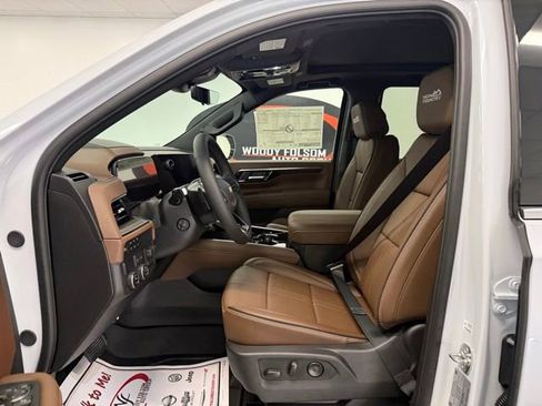 New 2026 Chevrolet Tahoe High Country image 11