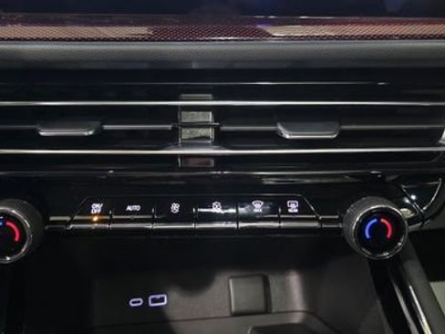 New 2026 Chevrolet Traverse Z71 w/ Driver Confidence Package image 20