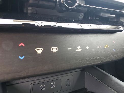 New 2025 Nissan Murano SV image 17