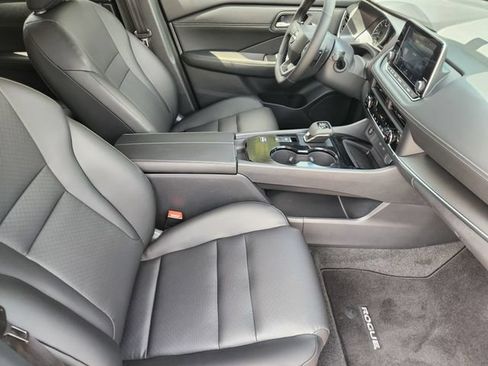 New 2026 Nissan Rogue Dark Armor FWD image 13