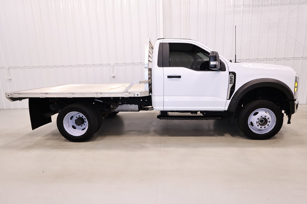 Certified 2024 Ford F550 4x4 Regular Cab Super Duty image 2