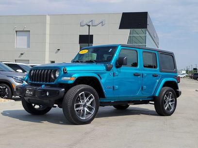 Used 2024 Jeep Wrangler Unlimited w/ Convenience Group