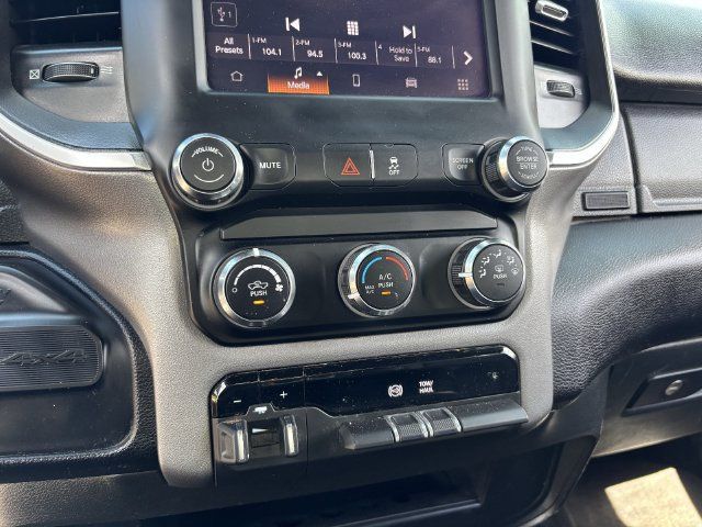 Used 2024 RAM 2500 Big Horn AWD/4WD image 24