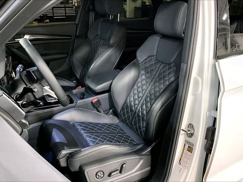 Used 2024 Audi SQ5 Premium Plus w/ Premium Plus Package image 7