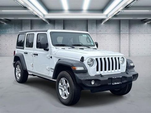 Used 2020 Jeep Wrangler Unlimited Sport S image 3