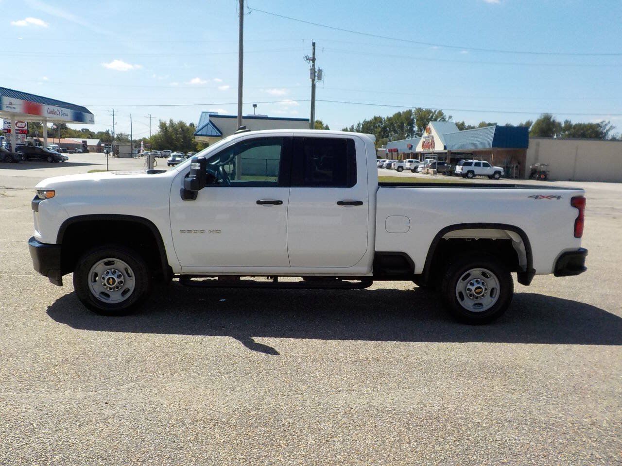 Used 2023 Chevrolet Silverado 2500 W/T w/ WT Fleet Convenience Package AWD/4WD image 2
