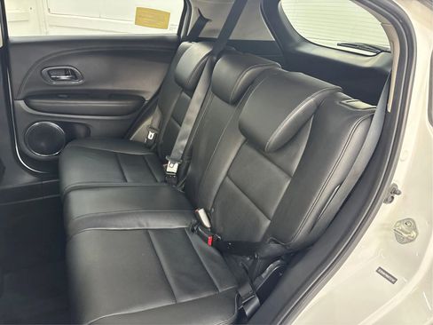 Used 2019 Honda HR-V EX-L image 14