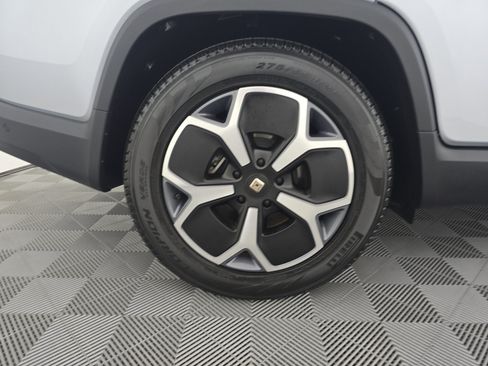 Used 2024 Rivian R1T Adventure AWD/4WD image 12