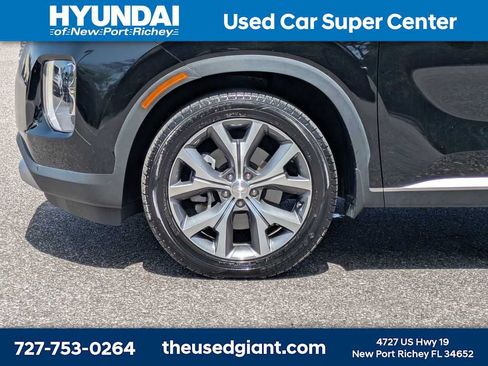Used 2022 Hyundai Palisade SEL w/ Premium Package FWD image 8