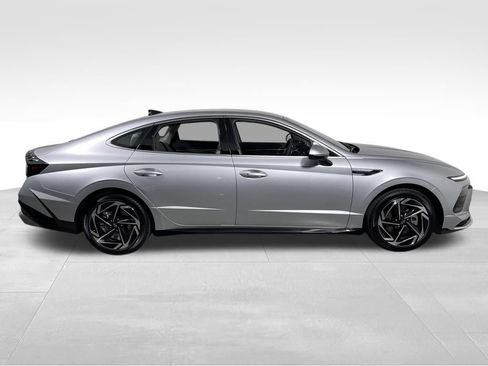 New 2026 Hyundai Sonata SEL FWD image 6