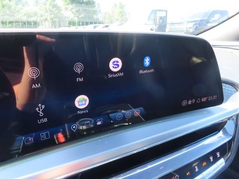 Certified 2024 Cadillac Lyriq Luxury AWD/4WD image 27