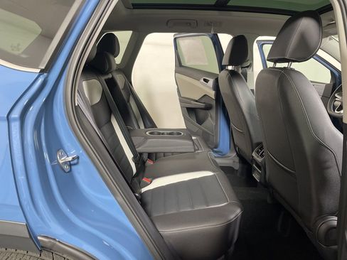 New 2026 Volkswagen Taos SEL image 23