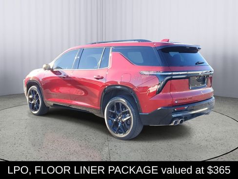 Used 2025 Chevrolet Traverse RS w/ LPO, Floor Liner Package image 4