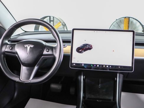 Used 2020 Tesla Model 3 Long Range AWD/4WD image 16