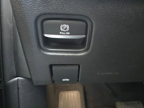 Used 2023 Jeep Grand Cherokee 4WD 4xe image 12