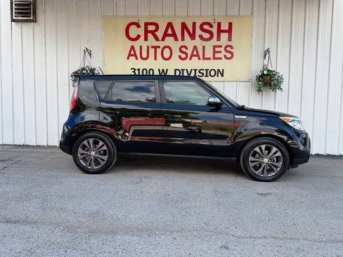 Used 2016 Kia Soul ! w/ Premium Package FWD image 5