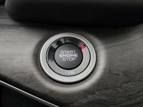 Used 2023 Jeep Grand Cherokee 4WD 4xe image 28
