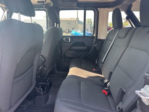 Used 2021 Jeep Wrangler Unlimited Sahara w/ Cold Weather Group image 19