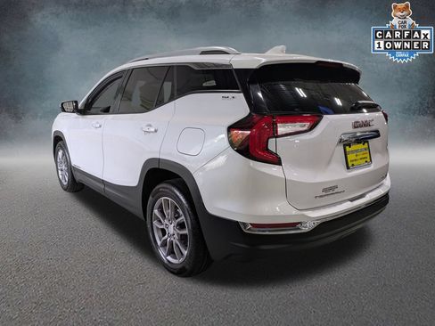 Used 2024 GMC Terrain SLT w/ Infotainment Package II AWD/4WD image 6