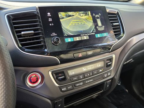 Used 2025 Honda Passport EX-L image 21