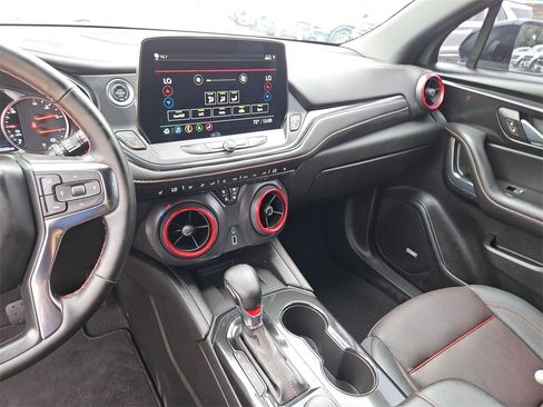 Used 2025 Chevrolet Blazer RS image 20