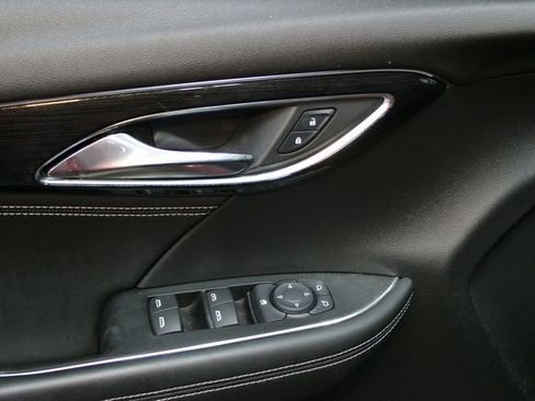 Used 2023 Buick Envision Preferred w/ Sport Touring Package AWD/4WD image 18