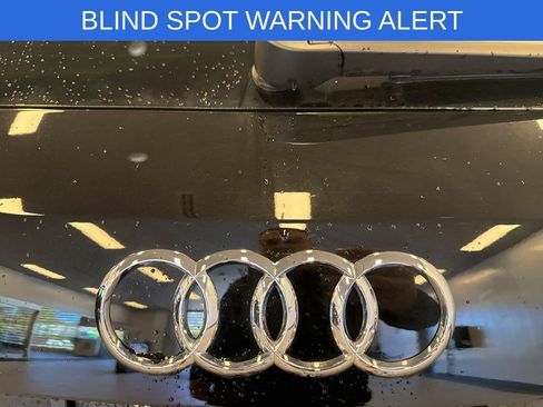 Used 2025 Audi Q3 2.0T Premium w/ Convenience Package image 13