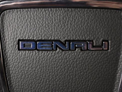 Used 2016 GMC Yukon Denali w/ Open Road Package AWD/4WD image 39