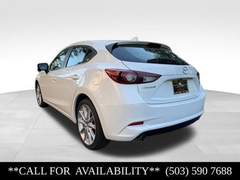 Used 2017 MAZDA MAZDA3 Grand Touring w/ Premium Equipment Package FWD image 3