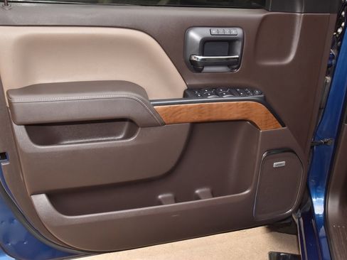 Used 2016 Chevrolet Silverado 1500 LTZ w/ Texas Edition RWD image 35